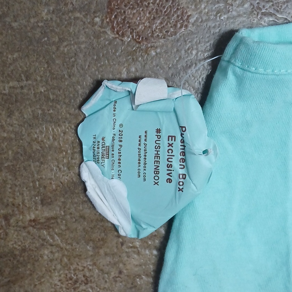 NWT Pusheen Aqua and Cream Beach Scene Womens Tank Top Size Med - Picture 5 of 6